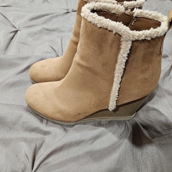 Sand and Stone women's booties - Picture 7 of 7